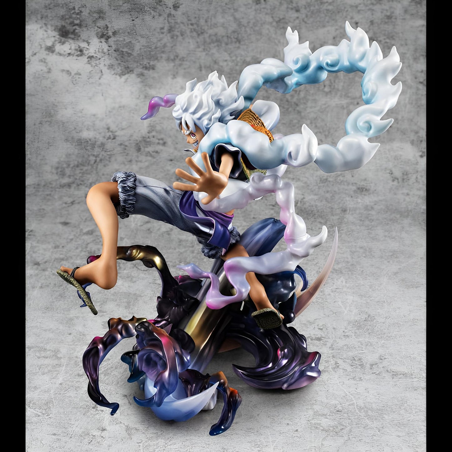 One Piece: Monkey D. Luffy - Gear 5 - Figur 23cm