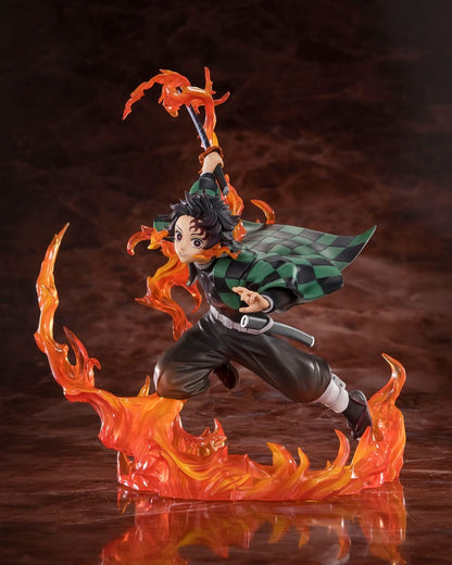 Demon Slayer: Tanjiro Kamado (Kyojuro Rengokus Sword Guard Ver.) FiguartsZERO Figur 19 cm