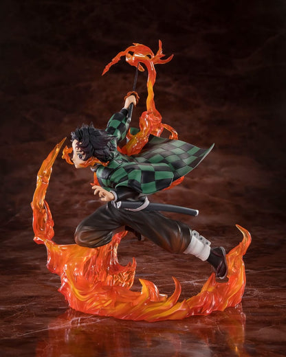 Demon Slayer: Tanjiro Kamado (Kyojuro Rengokus Sword Guard Ver.) FiguartsZERO Figur 19 cm